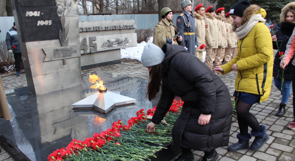 �������� ��������� ��������� ����� � ������� ����  - ���������������� �����������