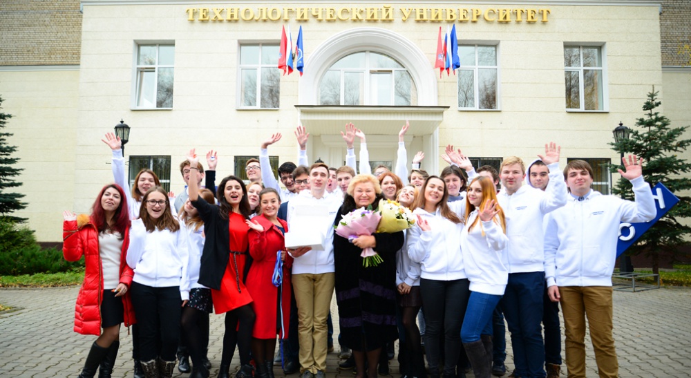 ��������������� ����������� ����� � ������� 100 ������ ����� ������ - ���������������� �����������