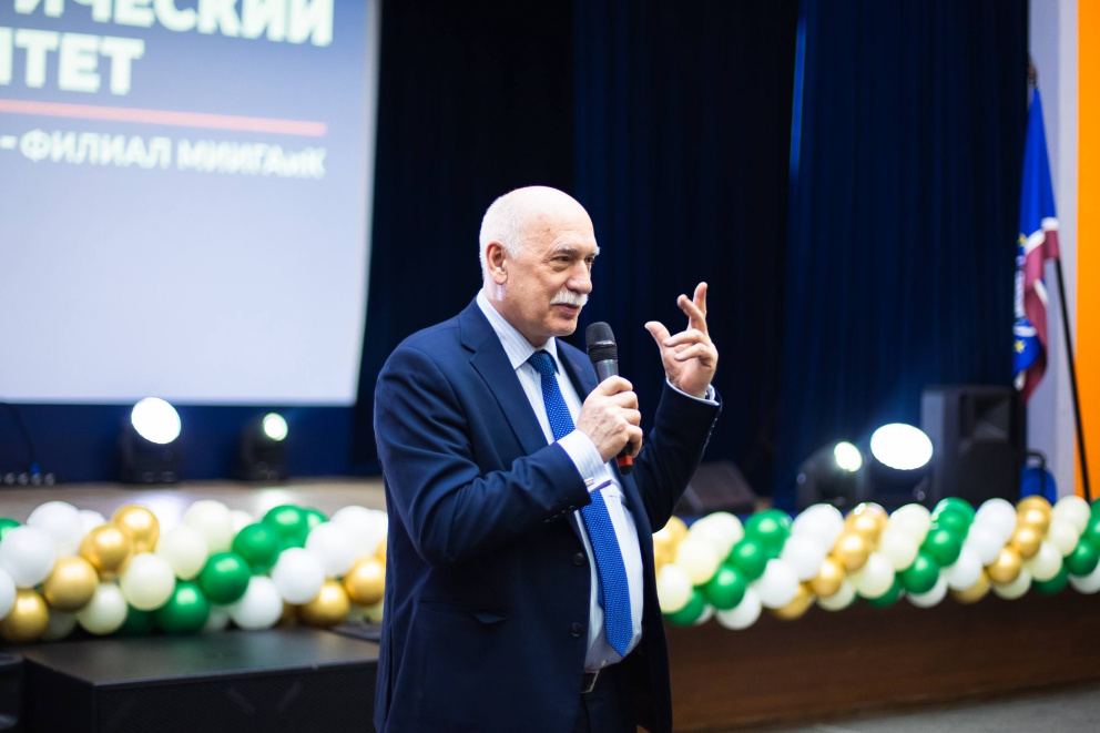 III ��������� ���������������� ������� � ���������� - ���������������� �����������