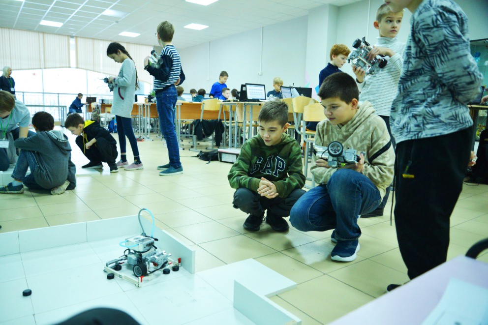 � ������������ �������� ������������ ������������ �����Robots - ���������������� �����������