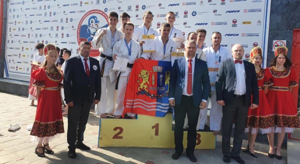 Студент университета Максим Деев занял второе место на Чемпионате России по всестилевому карате - «Технологический университет»