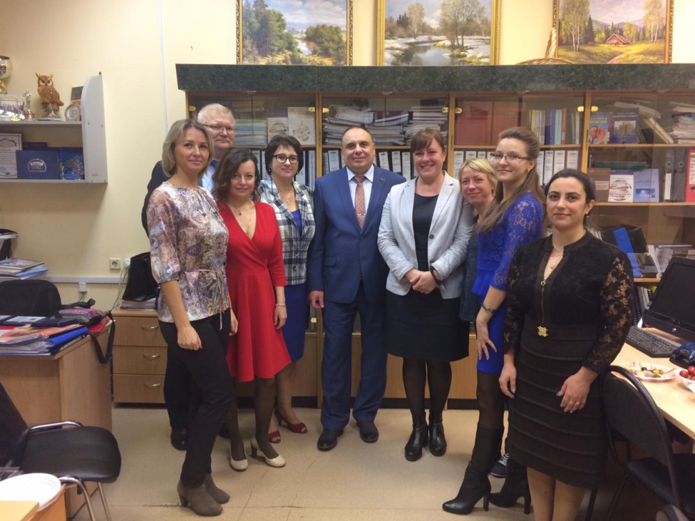 ��������� ������� �������� � �������������� �����, ����������� ������������ 20-����� ���������������� ������������ - ���������������� �����������