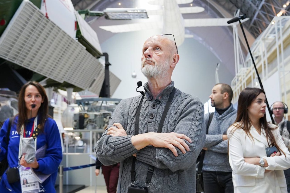 ������ � ����������: �������� � ���������� - ���������������� �����������