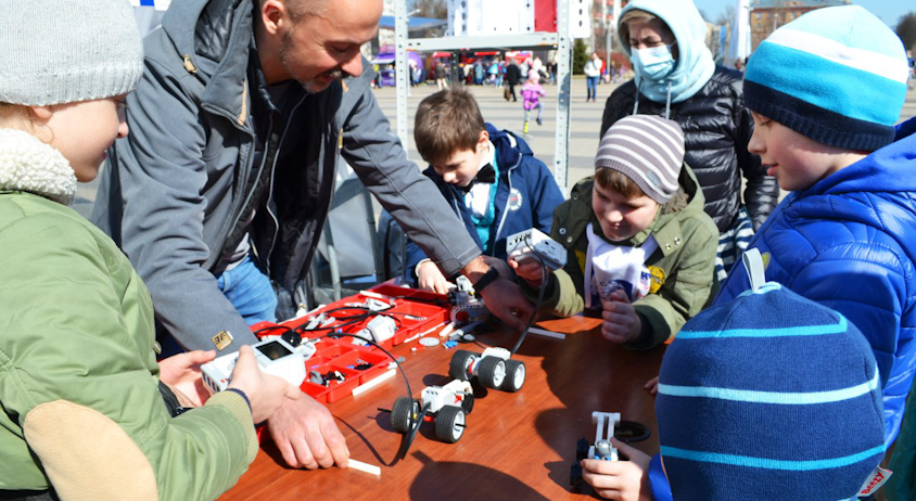 ������� ������������ � ��������� ��������������. ����� - ���������������� �����������