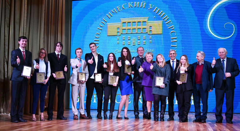 � ������������ ������� ����� ������ ��������� � �������������� ��������� ���� - ���������������� �����������