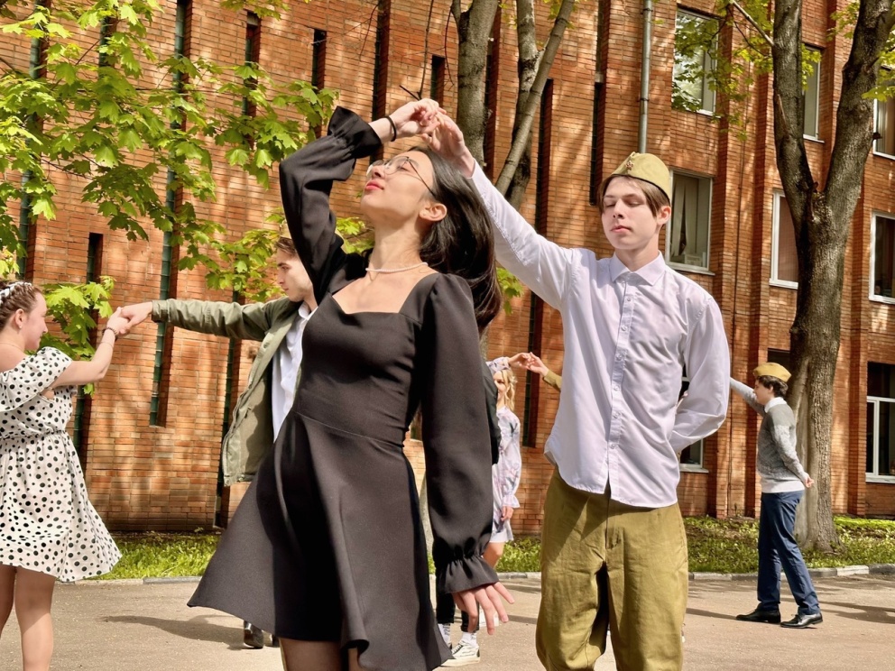 ����� ������ - ���������������� �����������