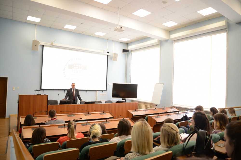 ��� ������ ������-������������������ � ��� ��������� ��������� ����������� - ���������������� �����������