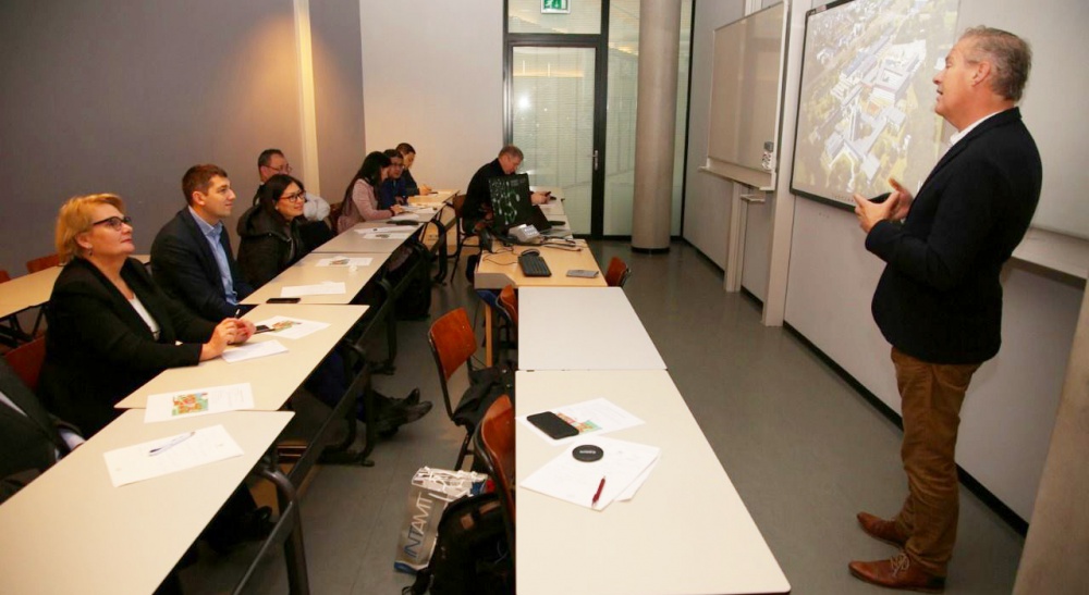 ���������� ����������� ������������ � �������� - ���������������� �����������