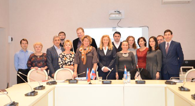 ����� ������ �������������� ������������� ������������ � ��������������� ����������� - ���������������� �����������