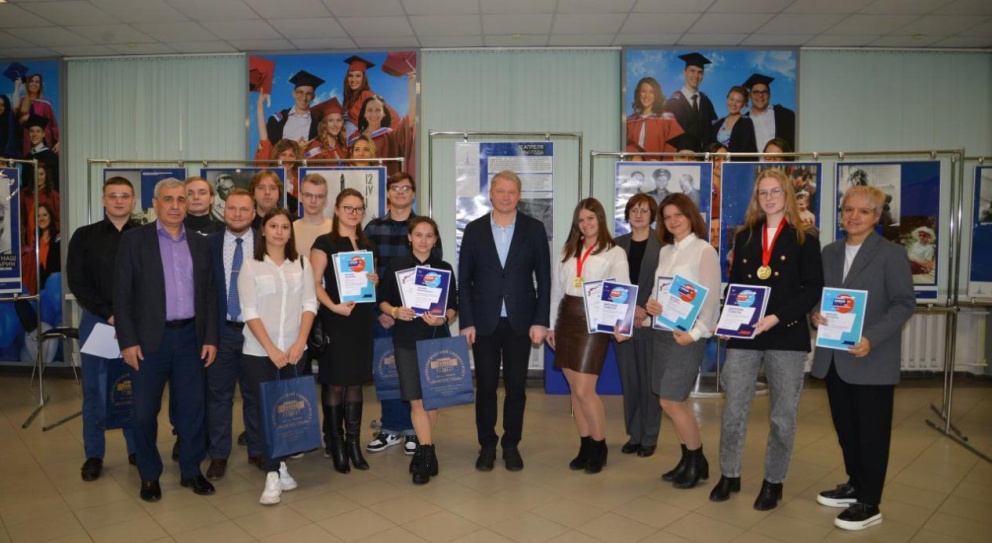 Ректор университета наградил победителей V Национального межвузовского чемпионата «Молодые профессионалы» (WorldSkills Russia) - «Технологический университет»