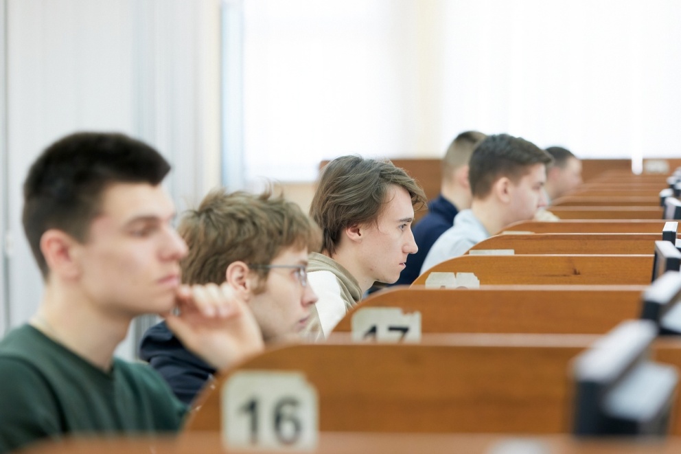 ������ ��������� � �������� ������������� ��������-��������� - ���������������� �����������