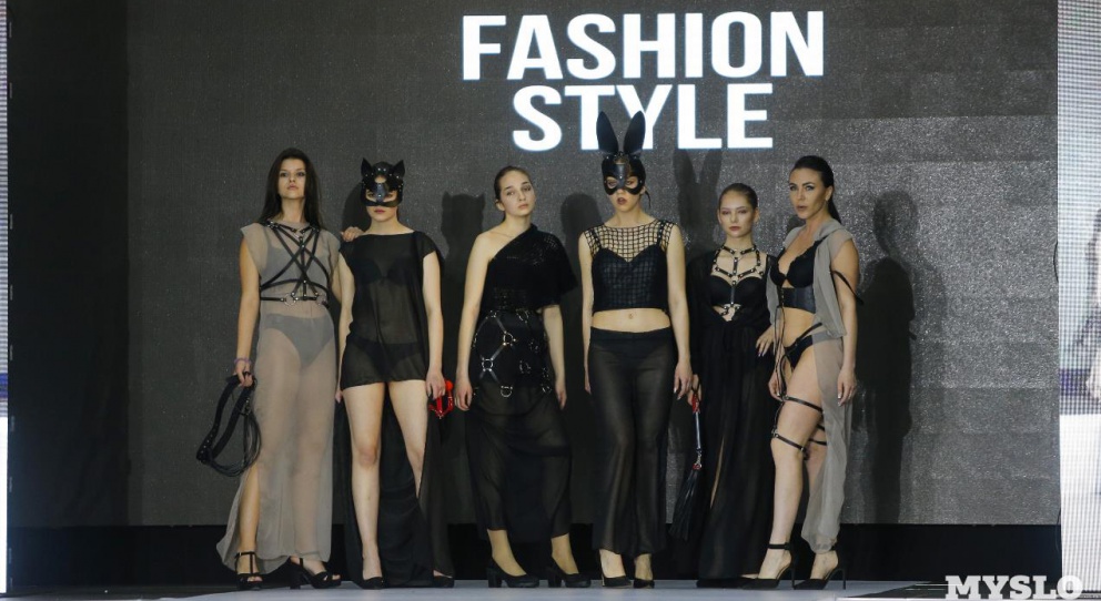 ��������� ���������� ������� ������� �� ������������� ��������� ������� ���������� Fashion Style � ���� - ���������������� �����������