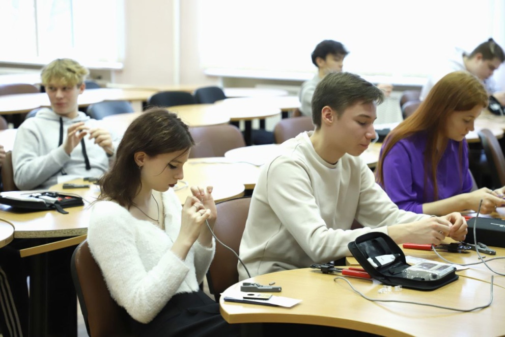 ��������������� ������� - ���������������� �����������