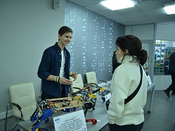 � ������������ �������� ������������ ������������ �����Robots