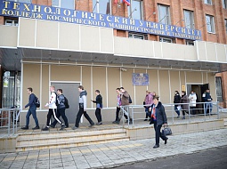 � ������������ ������ ��������� ���������� �� ��������� ��� ������