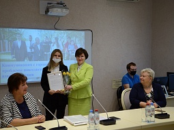 ������� ��������� � �������������� �.�. ������