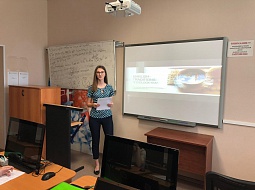 ������� ���� �Unknown Traditions and Customs of England�