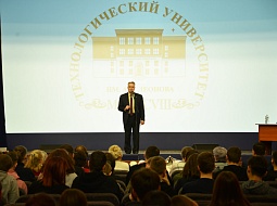 � ������������ ������� ������ � 80-����� ������� ������� ����������