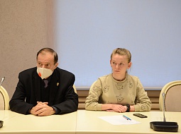 ������ ���: ����������� ��������������� ��� ��������� � ��������� 1�-��������