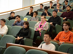 Иностранные студенты университета встретились с представителями Посольства Узбекистана