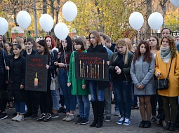 � ������������ ������ �������� ����� �� �������� � �����