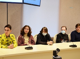 ������ ���: ����������� ��������������� ��� ��������� � ��������� 1�-��������