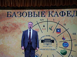 � ������������ ������� ����� ������ ��������� � �������������� ��������� ����