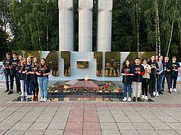 Студенты и преподаватели университета почтили память погибших в годы Великой Отечественной войны