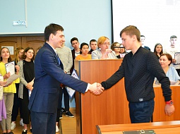 � ������������ ������ ���� �������� ������