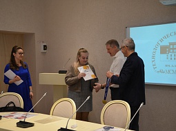 ������� ������� � �������� � ������������ ������������� ���������