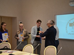 ������� ������� � �������� � ������������ ������������� ���������