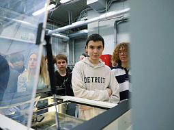 ����� 800 ���������� �������� ������� ������������ �������������� � ���������� ���������������� ������������ ��. �.�. ������� � ������� �������