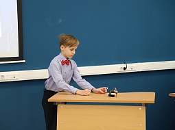 ����������� ����� ��������� �������� � ������������ ���� �������