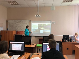 ������� ���� �Unknown Traditions and Customs of England�