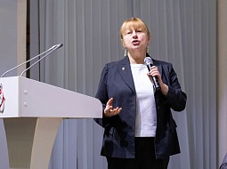 �.�. ���������: ���������������� � ��������� ����� ������������ ��������