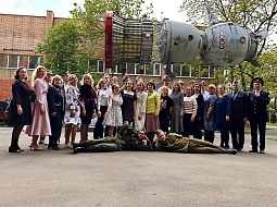 ����� ������