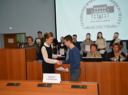 ���� �������� ������ � ������������