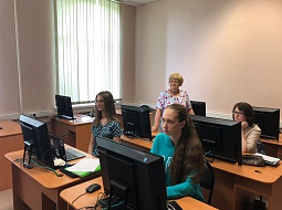 ������� ���� �Unknown Traditions and Customs of England�