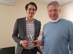 �������� ������������ ������ ���� ����� � ������ � �������������