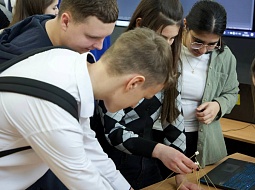 ���� �������� ������ � ��������������� ������������ ��. �.�. �������