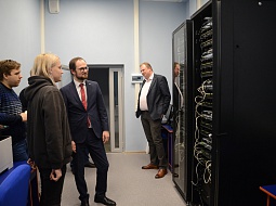 ������������� ���������� � ������� ������������ � ������������� ����� ����������-����������� ������������