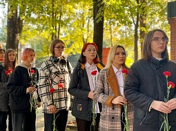 ���� ������������ � ������ � �����������