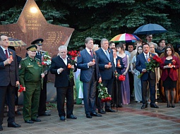 ����� ������ �������� � ���� ������� ������������� ����� ������ � �������