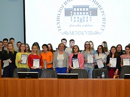 � ������������ ������ ���� �������� ������