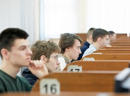 ������ ��������� � �������� ������������� ��������-���������