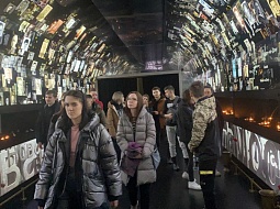 � �������� ��������� ������� ������. 1418 ����� � ������