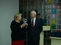 ������������ 20 ���. ������������� ��������� ��������������� ������ �������� �������-������ 