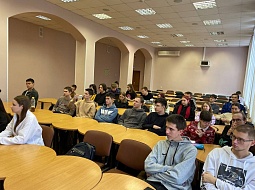 ������� ����, ����������� 80-����� ������� ������ � ���������� ��������� ����� ��������� �����������